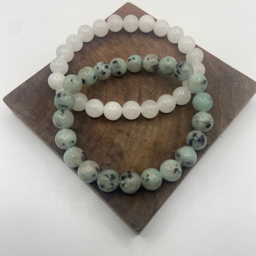 Unisex Natural Kiwi Stone And Milky Quartz Elastic Bracelet Lot Of 2 3a